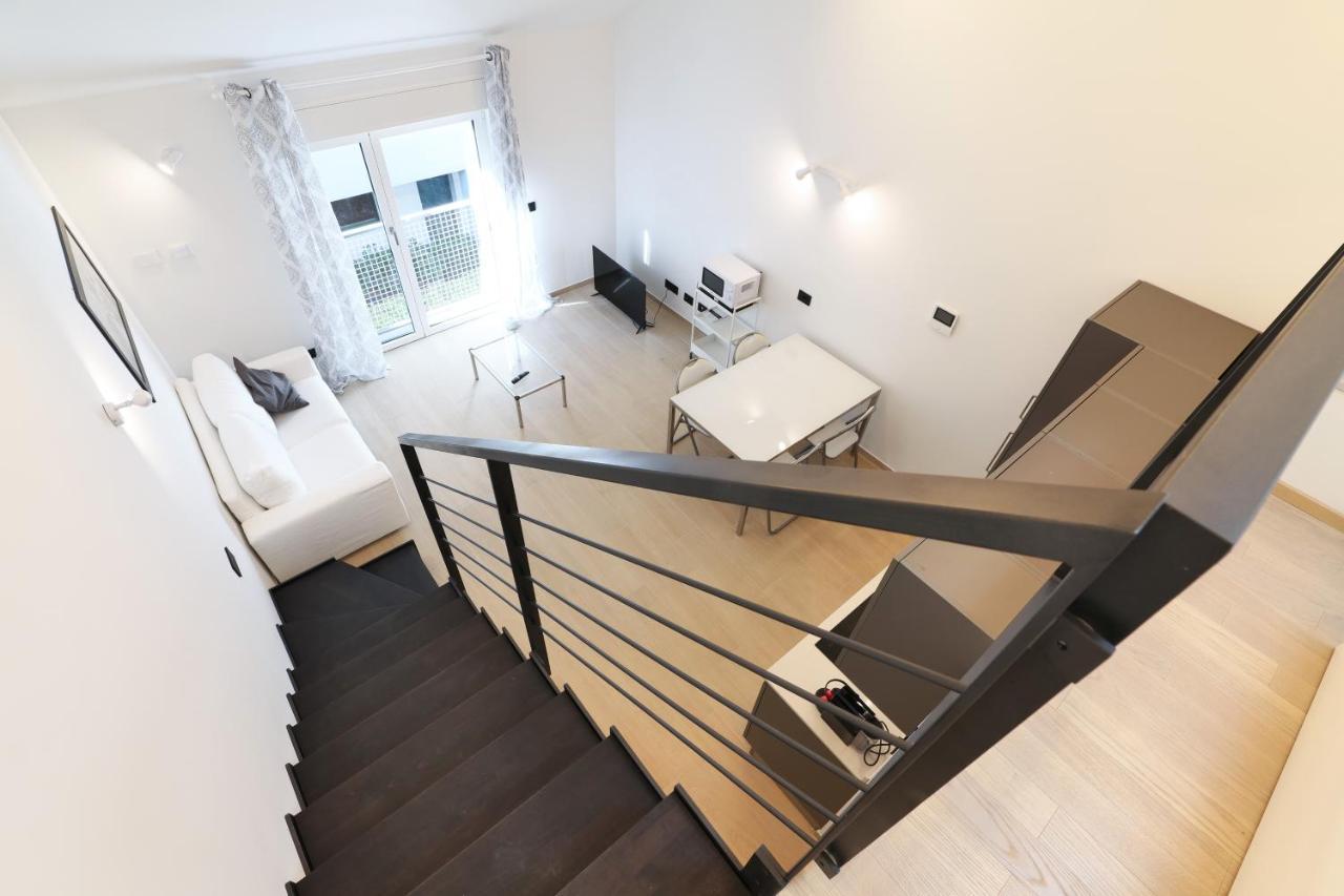 Mila Apartments Cavalcabo Милан Экстерьер фото